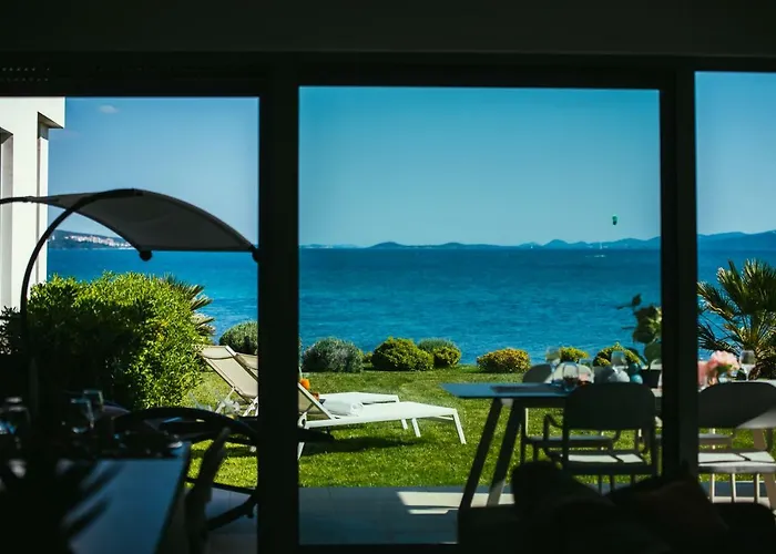 Apartamento Unique Luxury Designers Right Next To The Sukošan