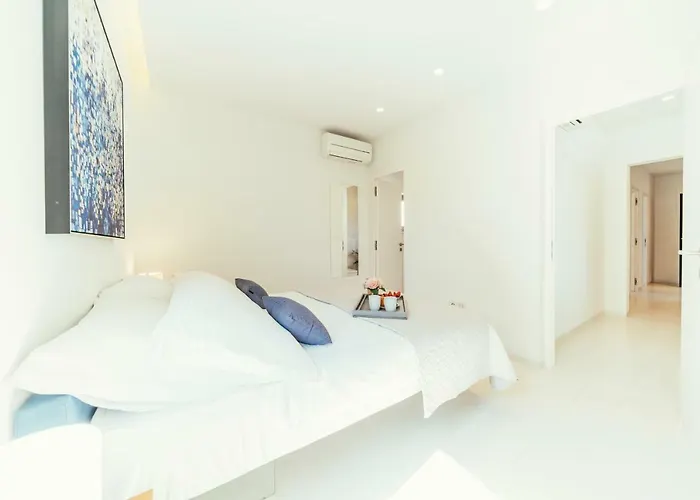 Unique Luxury Designers Right Next To The Sukošan