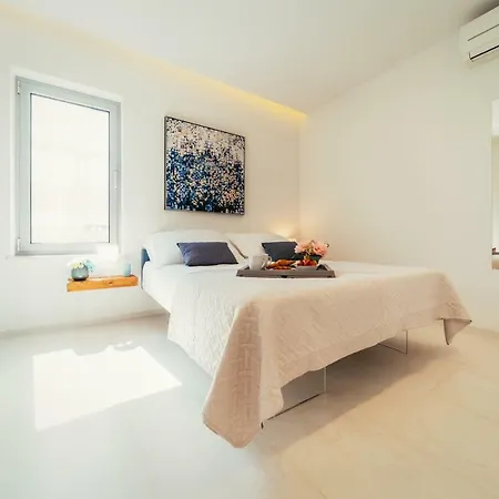 Unique Luxury Designers Right Next To The Διαμέρισμα