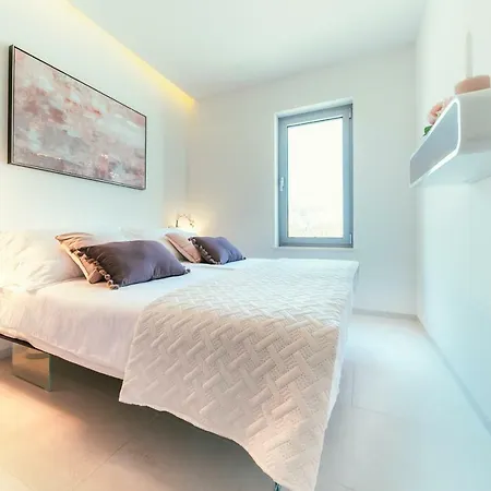 Unique Luxury Designers Right Next To The Διαμέρισμα Sukošan