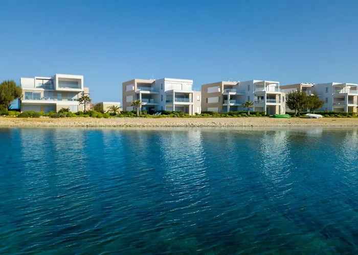 Unique Luxury Designers Right Next To The Apartamento Sukošan