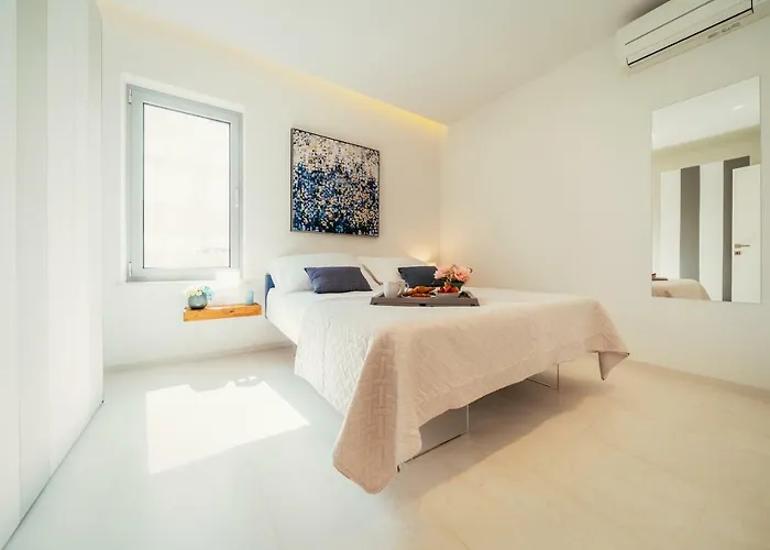 Unique Luxury Designers Right Next To The Apartamento